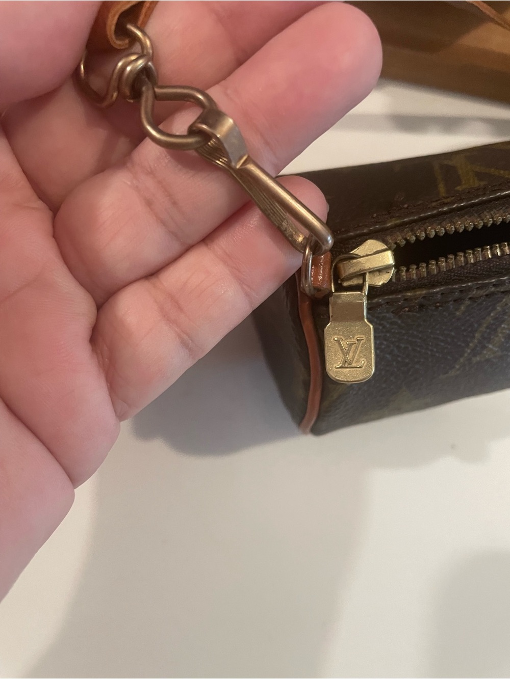 Louis Vuitton Mini Papillon Pochette Vintage - Picture 6 of 11